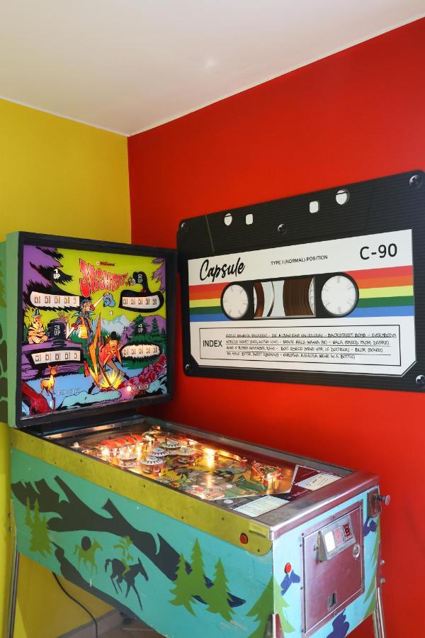 Capsule 90'S - Balneo - Sauna - Flipper - Billard - Netflix - Nintendo Switch & Jeux - Mons Zewnętrze zdjęcie